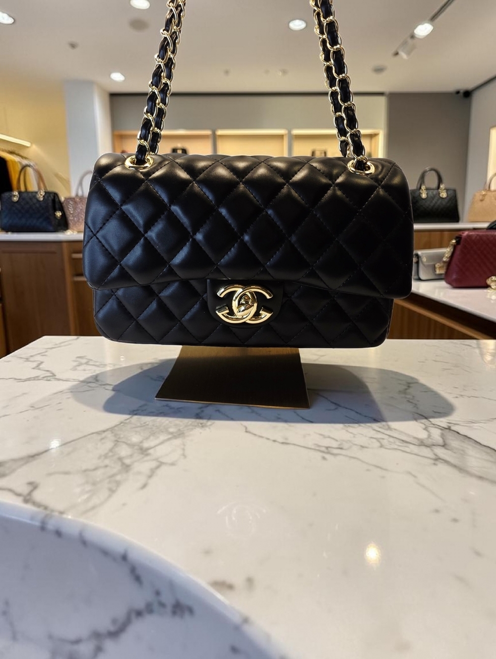 SALE!! 8MBlack Quilted Chain-Handle Shoulder Bag - Luxury Designer Style NWT - Picture 11 of 11